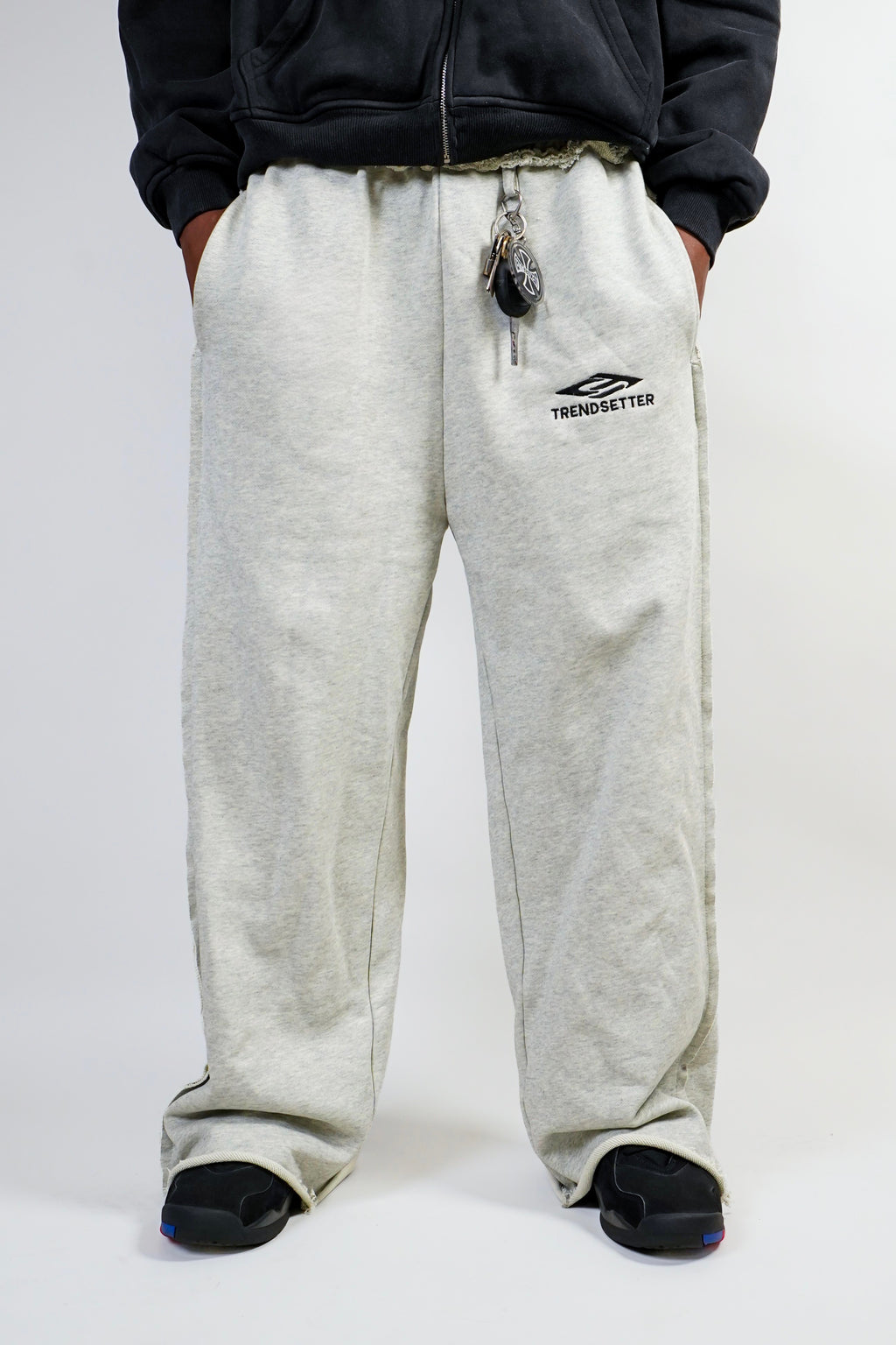 Trendsetter Grey Sweatpants (baggy)