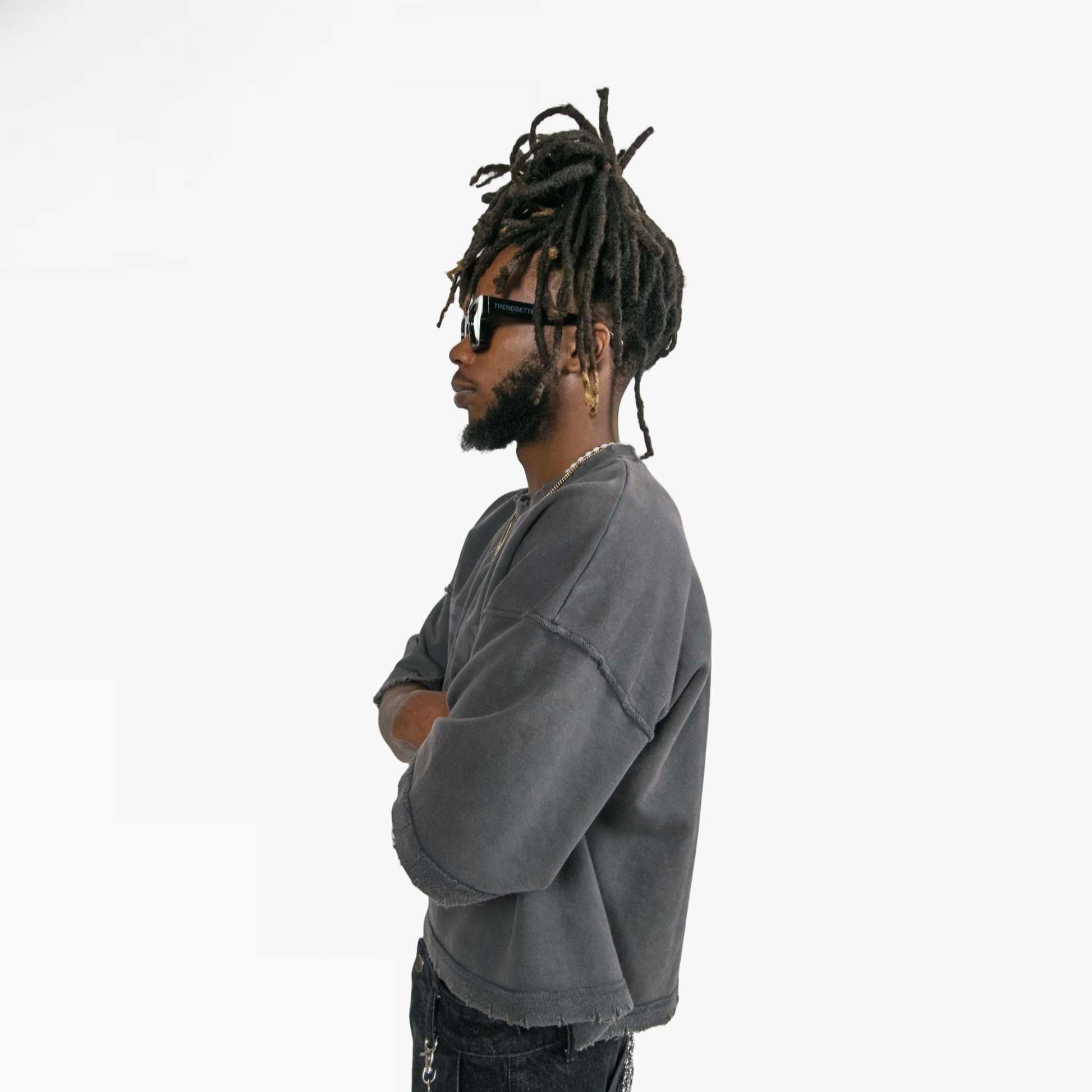 “TRENDS” STAPLE TEE WASHED GREY